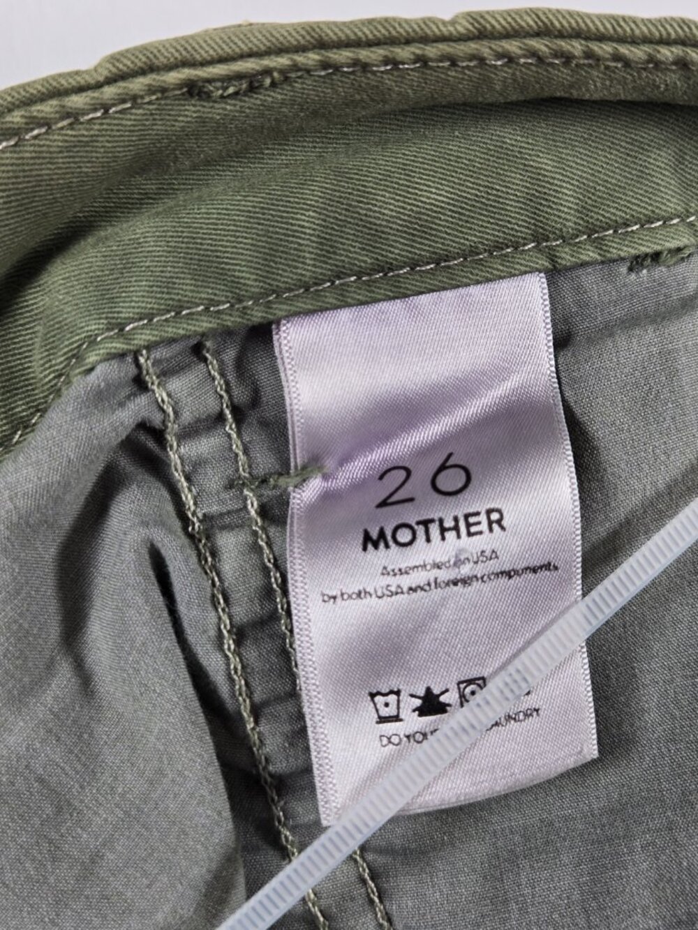 MOTHER The Shaker Prep Fray Pants Fatigue - Picture 4 of 5